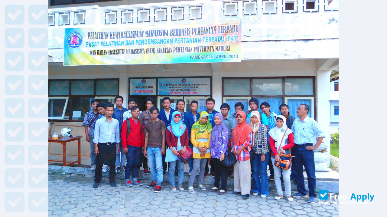 Photo de l’Universitas Madura #6