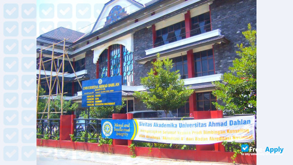 Photo de l’Universitas Ahmad Dahlan Yogyakarta #5