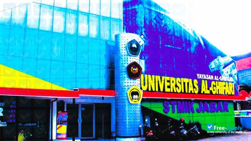 Foto de la Universitas Al-Ghifari #3
