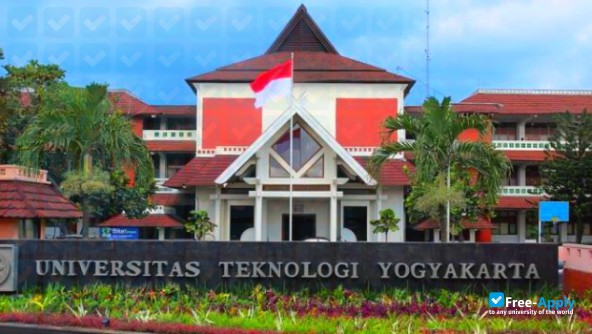 Universitas Teknologi Yogyakarta фотография №2