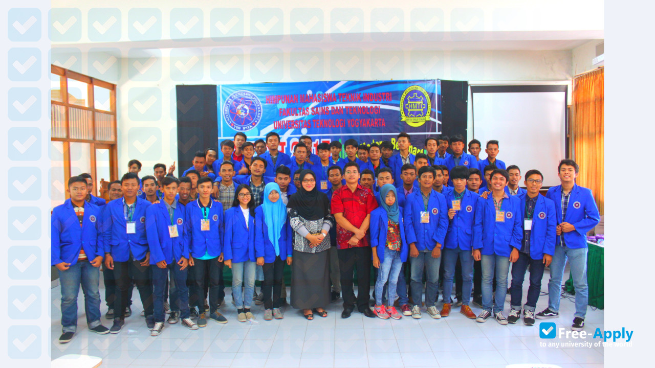 Photo de l’Universitas Teknologi Yogyakarta #4