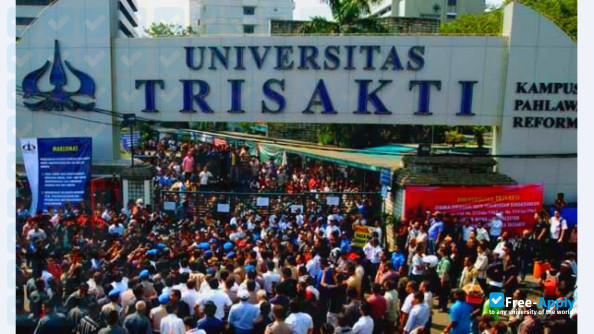 Foto de la Universitas Trisakti #5