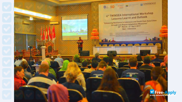 University Pendidikan National фотография №4