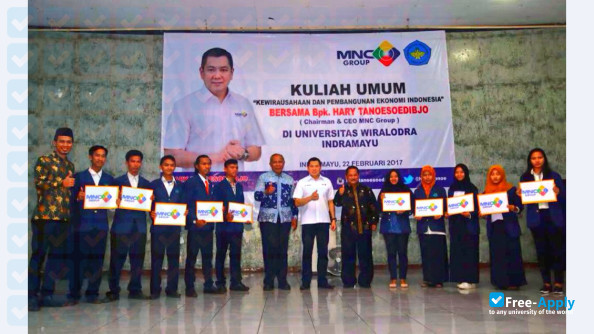 Foto de la Universitas Wiralodra Indramayu #7