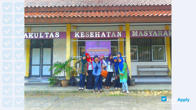 Foto de la Universitas Wiralodra Indramayu #1