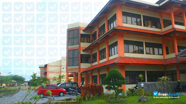 Universitas Yudharta Pasuruan photo #5