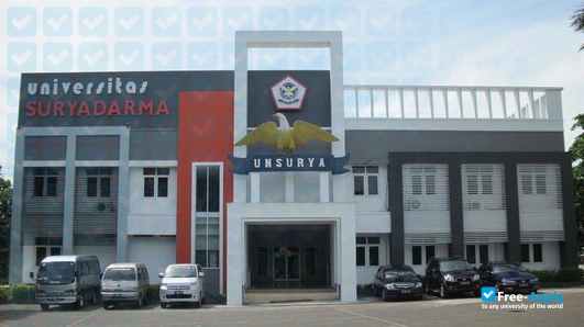 Foto de la Universitas Suryadarma #2