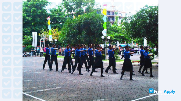 Foto de la Institute for Business and Multimedia asmi #13