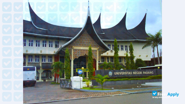 State University of Padang фотография №1