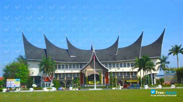 State University of Padang фотография №3