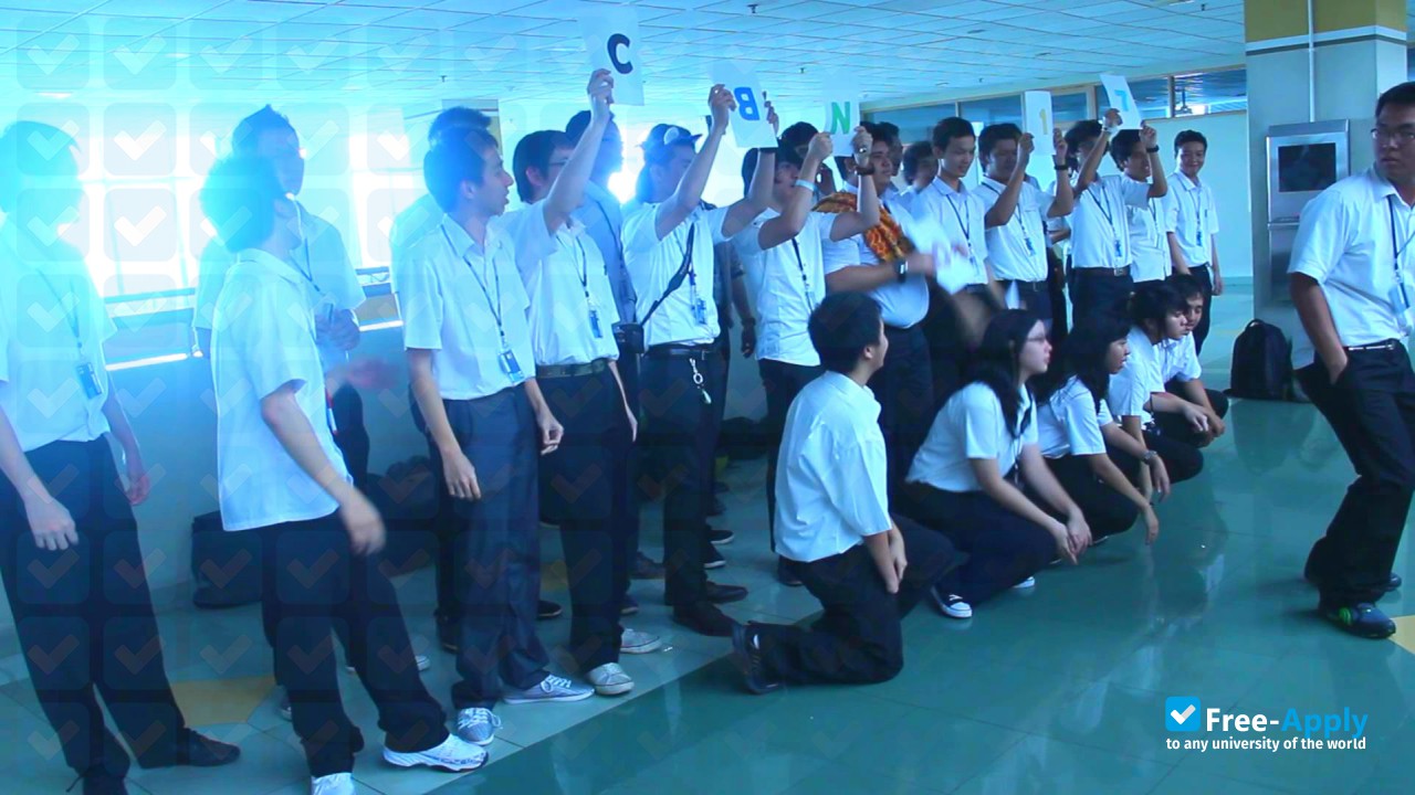 Bina Nusantara BINUS University фотография №3