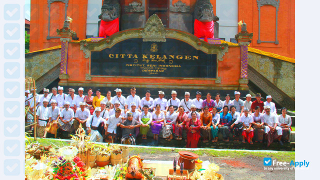 Photo de l’Institut Seni Indonesia Denpasar #1