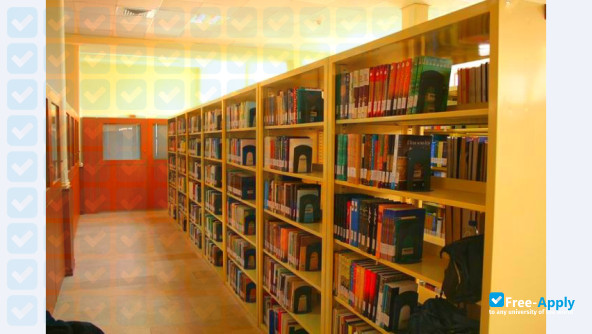 Foto de la Islamic Azad University Ayatollah Amoli #2