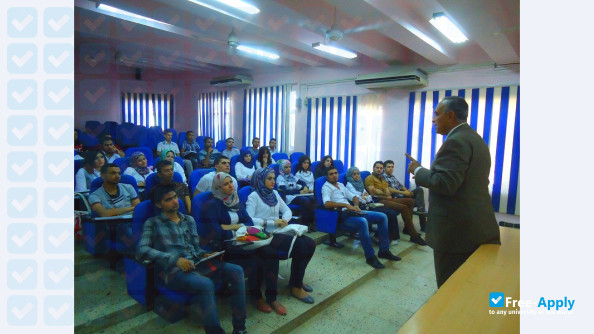 Al-Kindy College of Medicine photo #7