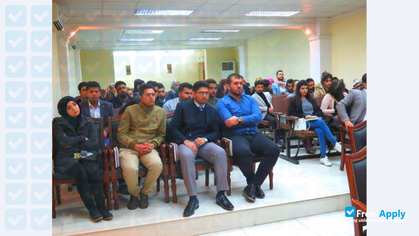 Photo de l’Al-Mansour University College #2