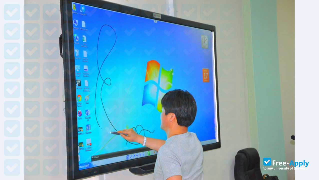 Foto de la Al-Muthanna University #9