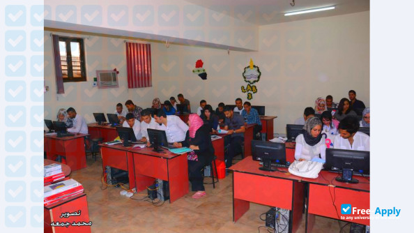 Photo de l’Baghdad College of Economic Sciences University #8