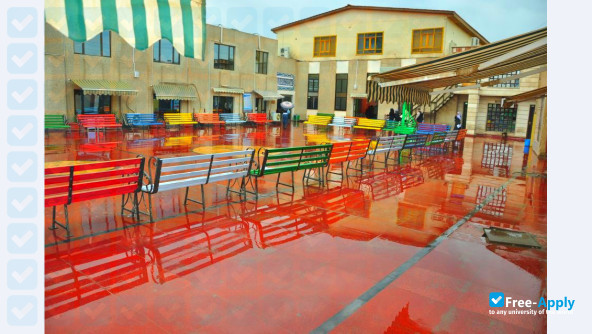 Photo de l’Baghdad College of Economic Sciences University #15