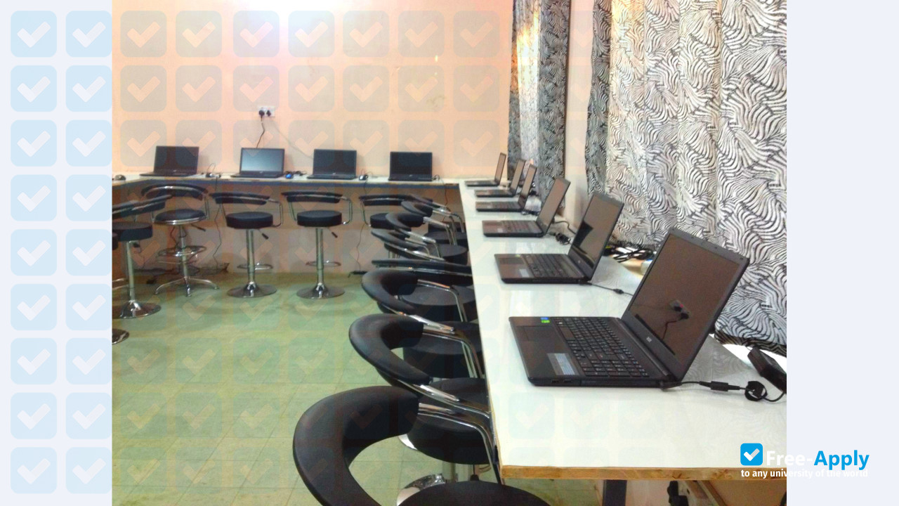 Basrah University College of Science and Technology photo #2