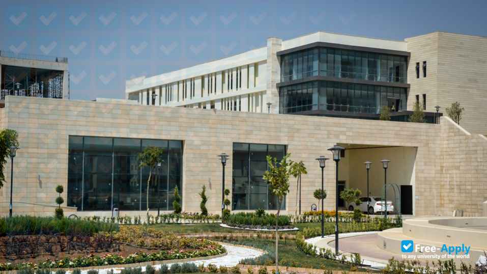 Фотография Komar University of Science and Technology