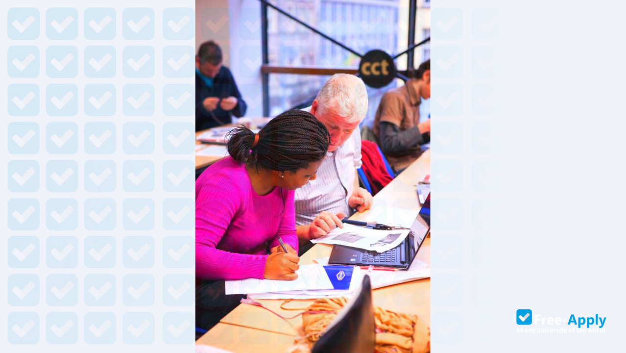 Photo de l’College of Computer Training