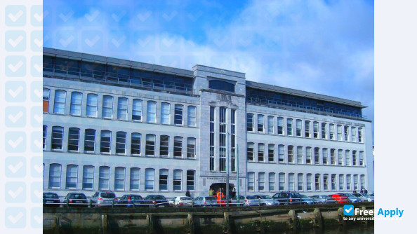 Foto de la Cork College of Commerce #9