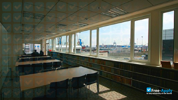 Foto de la The Carmel Academic Center #5