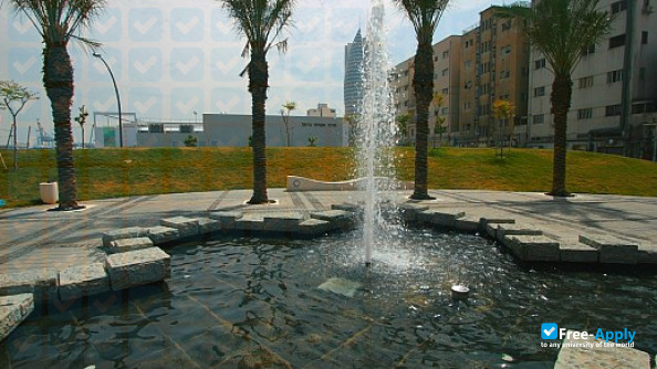 Foto de la The Carmel Academic Center #13