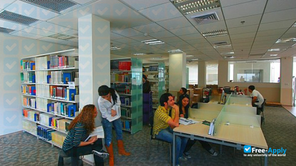 Foto de la The Carmel Academic Center #3