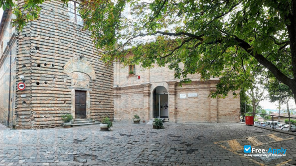 Photo de l’Academy of Fine Arts in Urbino #7