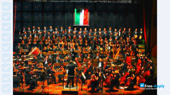 Photo de l’Ottorino Respighi Latin Music Conservatory #8