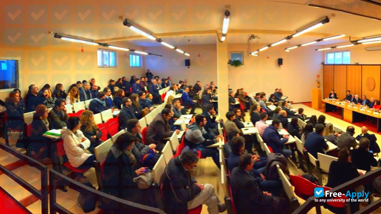 Photo de l’Giustino Fortunato University #3