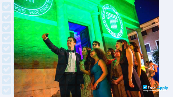 Foto de la LUISS University of Rome #5