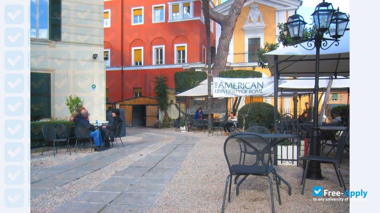 Foto de la The American University of Rome #3