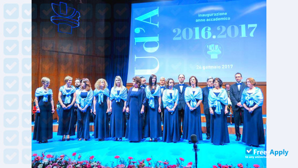 Foto de la University of Chieti-Pescara #11