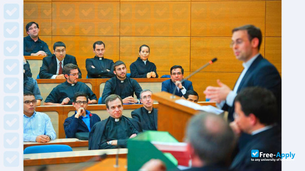 Pontifical Gregorian University photo #9