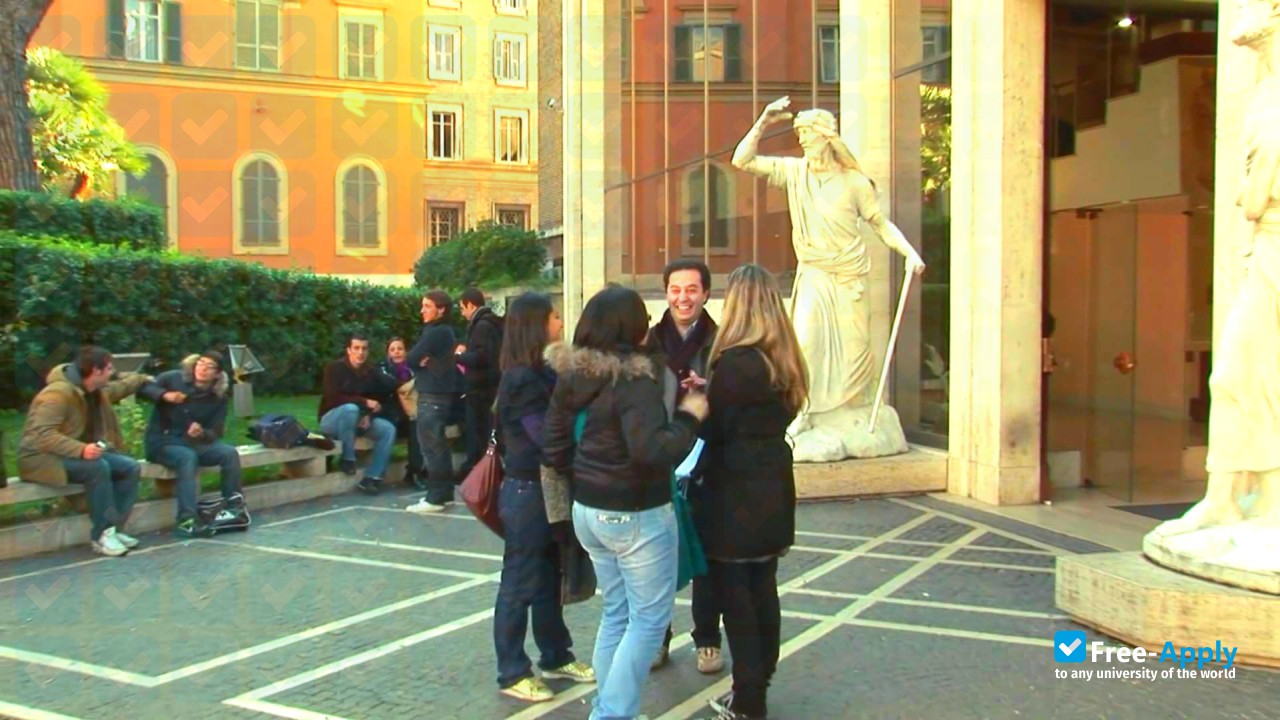 Pontifical Lateran University фотография №5