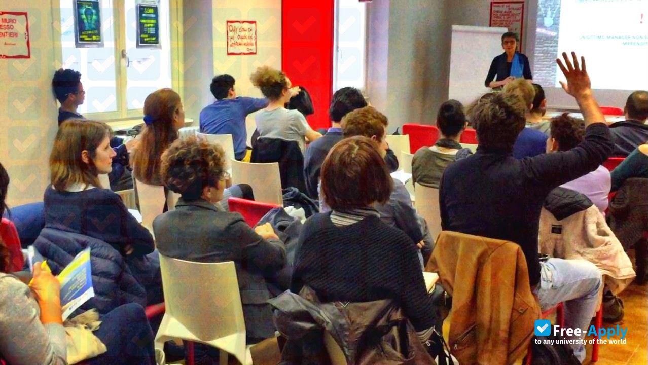 Scuola Superiore Mediatori Linguistici di Varese photo #8