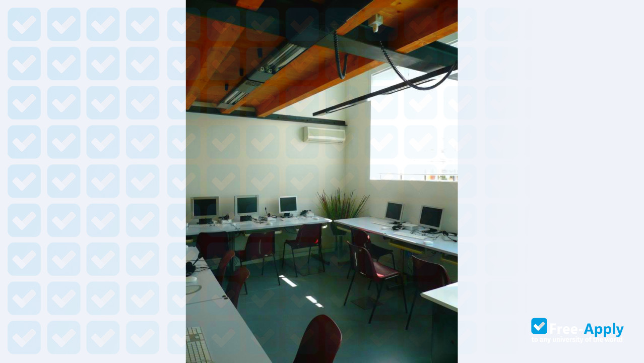 Scuola Superiore Mediatori Linguistici di Vicenza photo #8