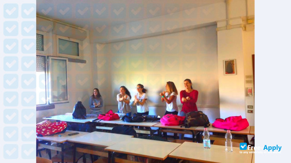 Photo de l’Scuola Superiore Mediatori Linguistici Fondazione Universitaria San Pellegrino #13