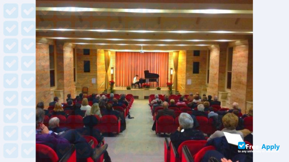 Foto de la Conservatorio a Casella l'Aquila