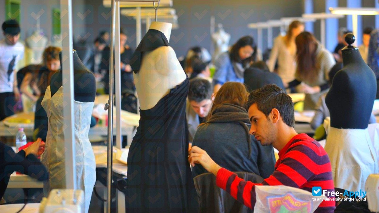 Istituto Marangoni Fashion and Design School photo #4