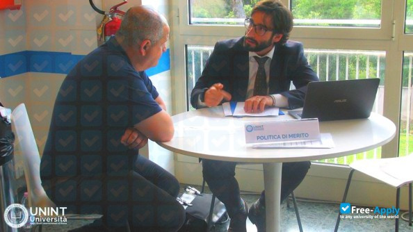 Foto de la University of International Studies of Rome #8