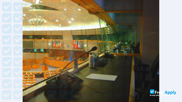 Foto de la University of International Studies of Rome #6