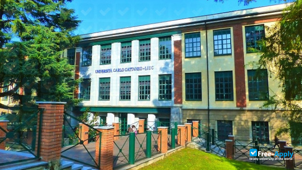 University Carlo Cattaneo photo #5