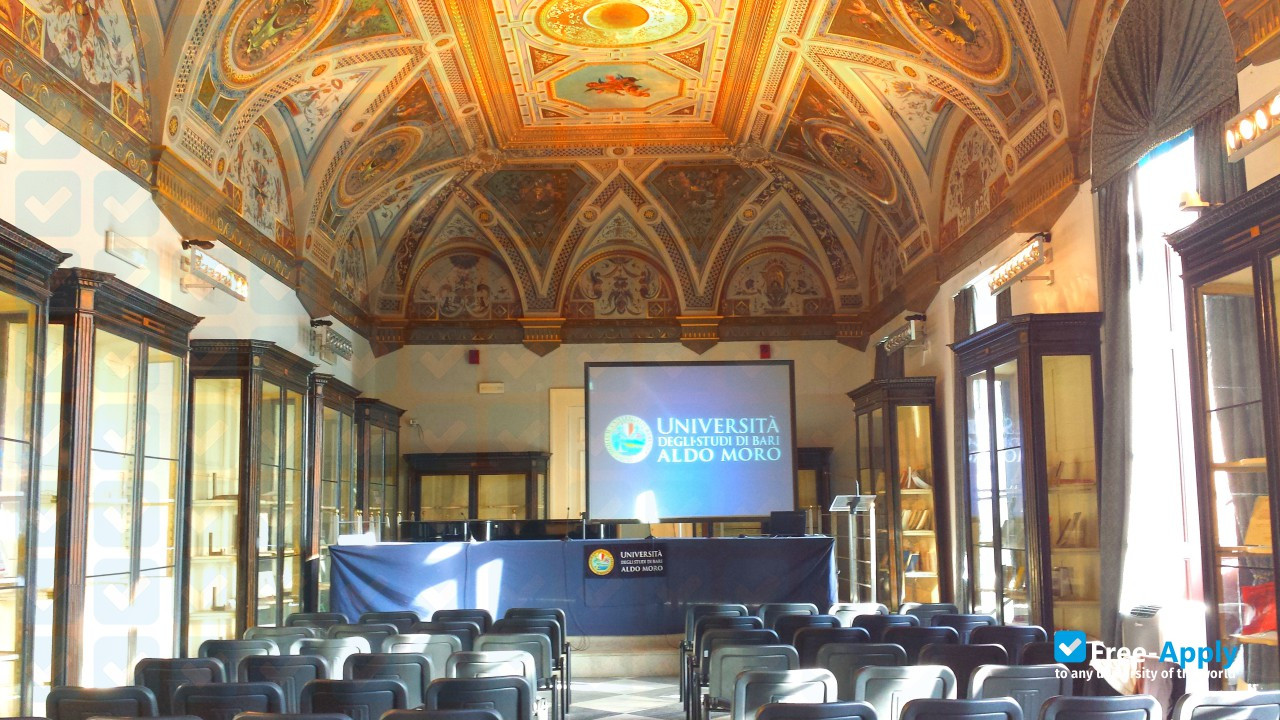 Photo de l’University of Bari #7