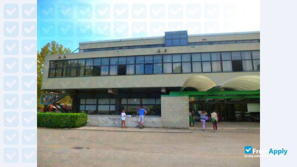 University of Chieti-Pescara photo #8
