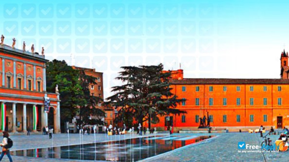 University of Modena and Reggio Emilia photo #3