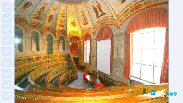 University of Pavia photo #9