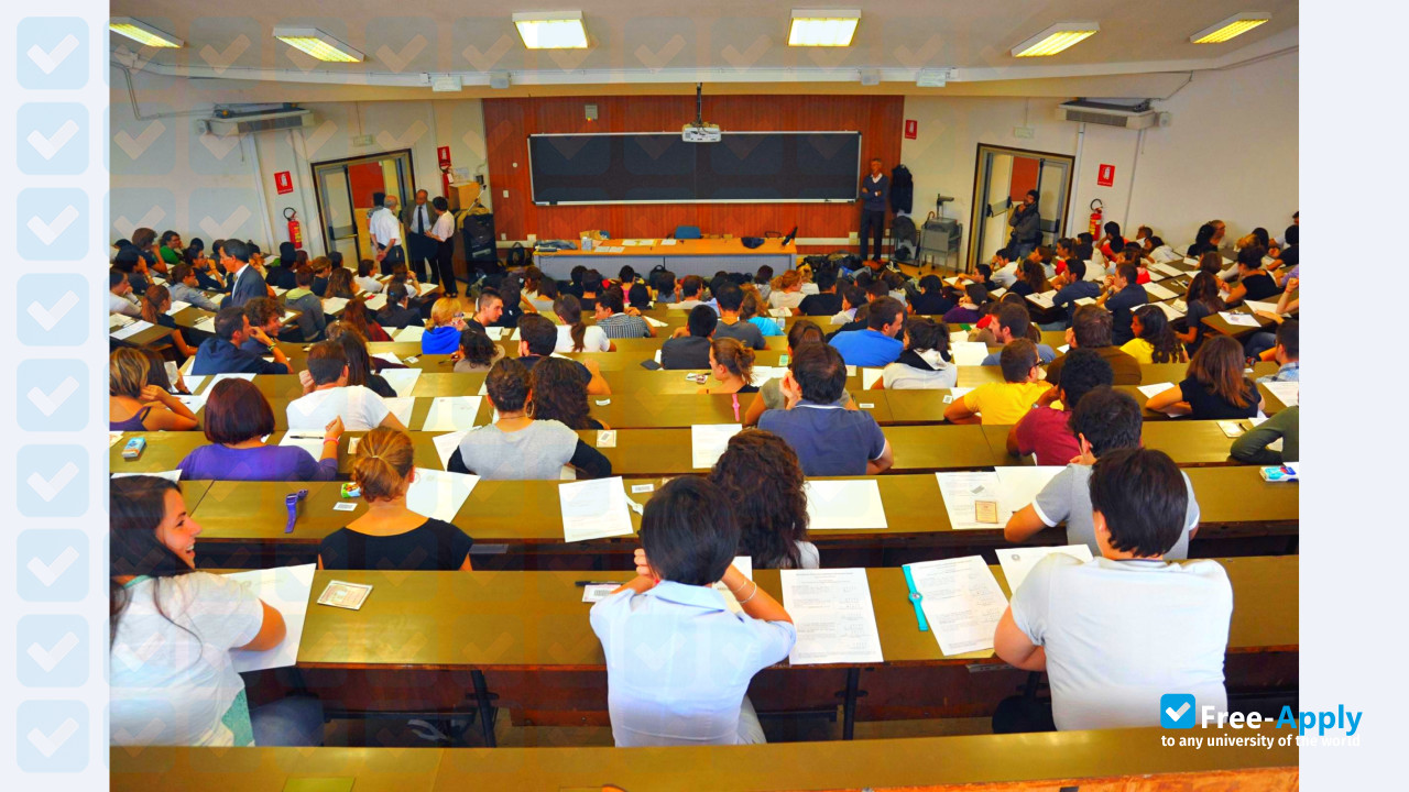 Libera Università Mediterranea фотография №2